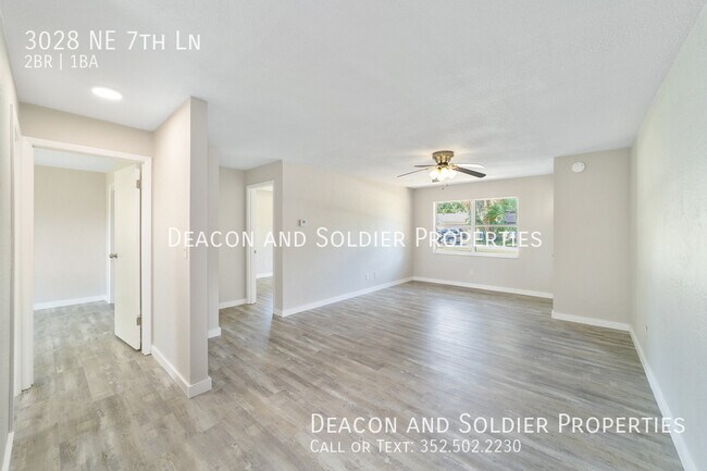 Building Photo - 3028 NE 7th Ln