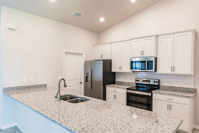 Building Photo - 3603 NE 12th Ct