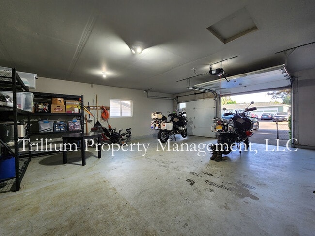 Building Photo - 3929 N Kiska St