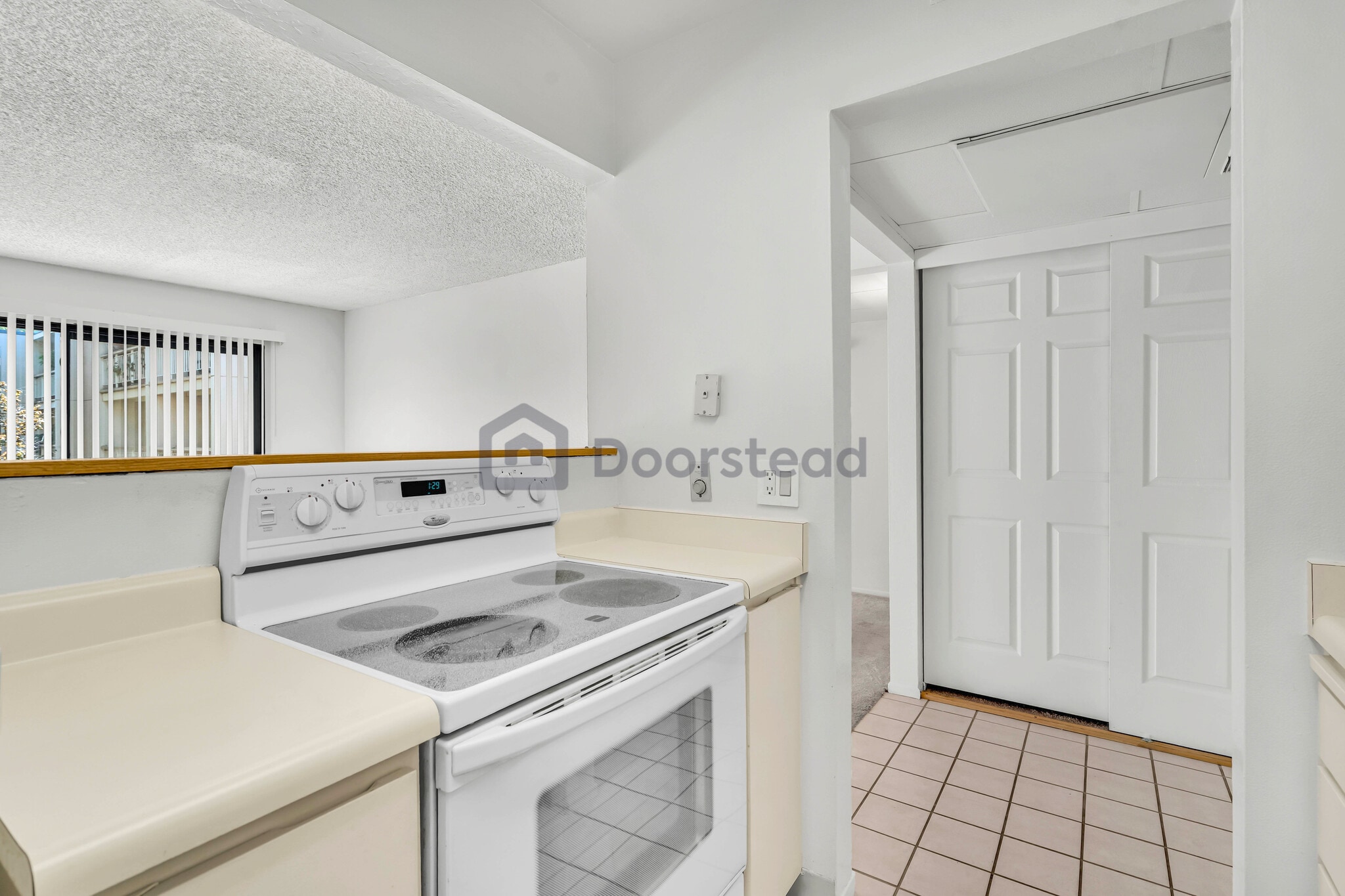 Building Photo - 310 N Civic Dr