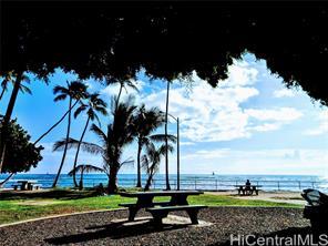 Building Photo - 2895 Kalakaua Ave