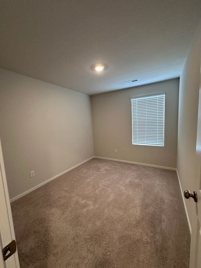 Building Photo - Charming 4 bdrm 2.5 ba in Vancouver, WA