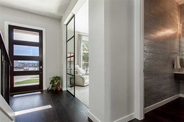 Building Photo - 2468 Electra Dr