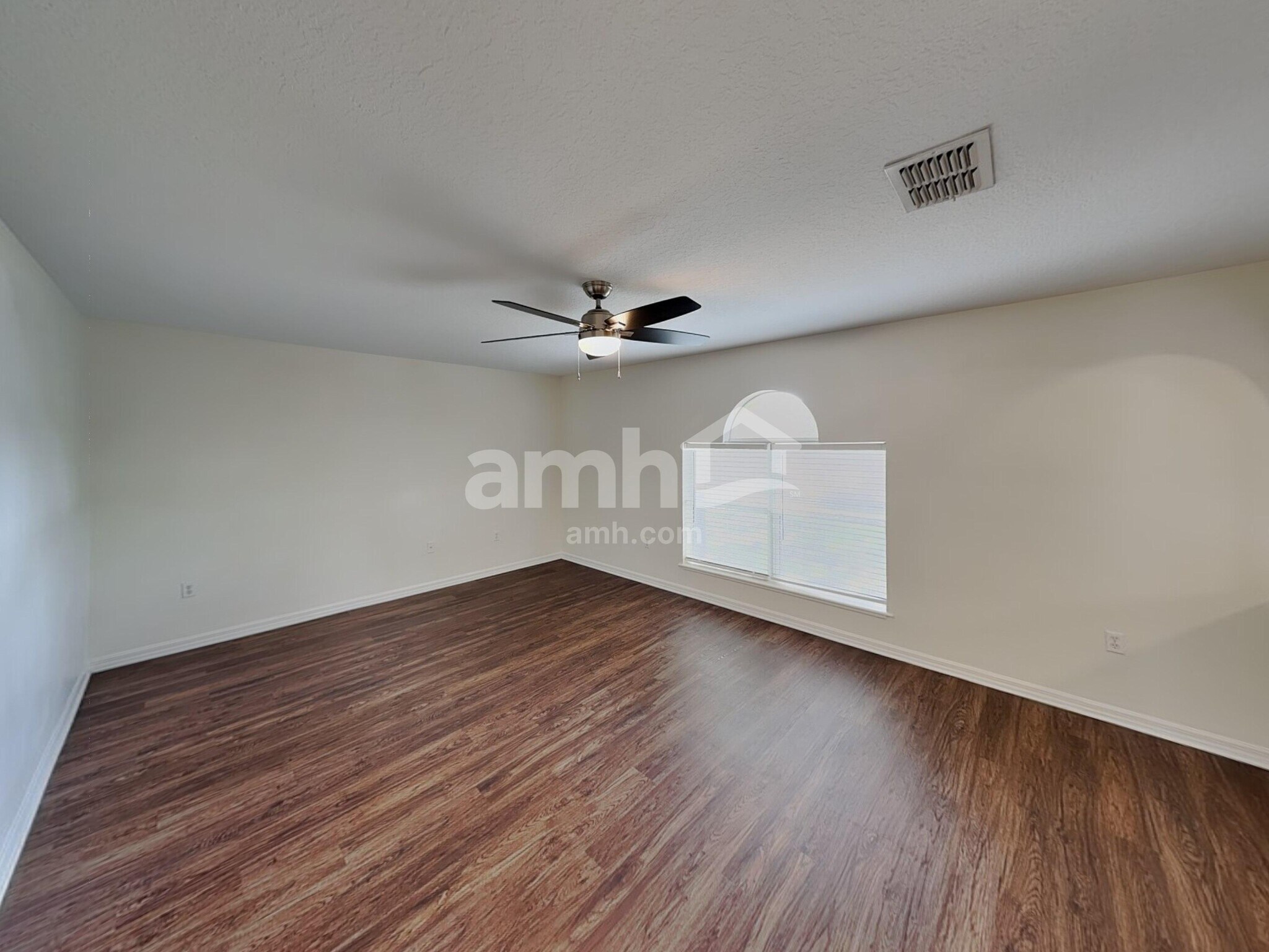 Building Photo - 209 King Arthur Ct