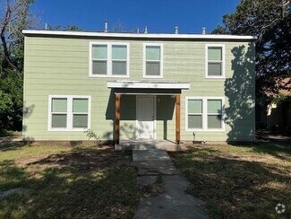 Building Photo - 1118 Amarillo St