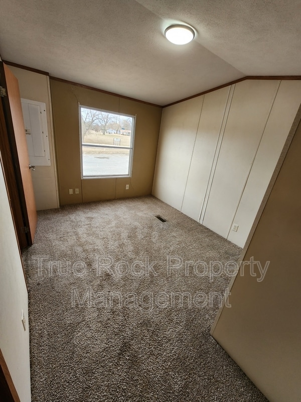 Building Photo - 16780 County Rd 1525