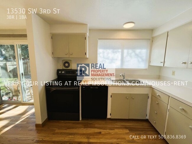 Building Photo - 13530 SW 3rd St