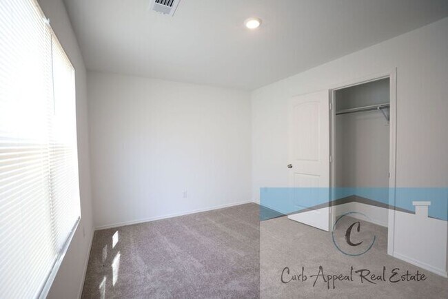 Building Photo - Move in special $800!! New construction in Jonesboro - beautiful 3 bed / 2 bath home - Nettleton!!