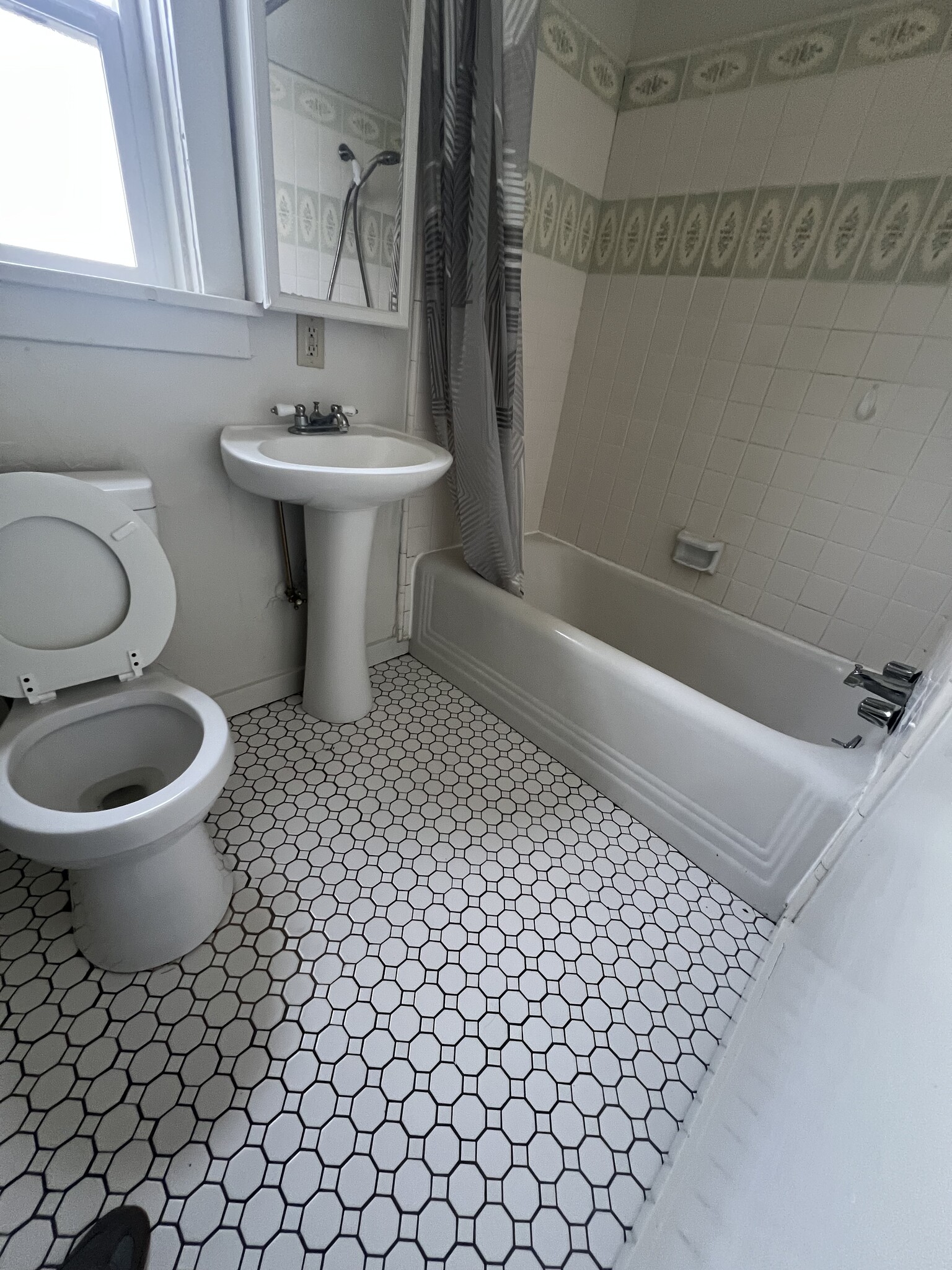 Building Photo - 2612 Canal St