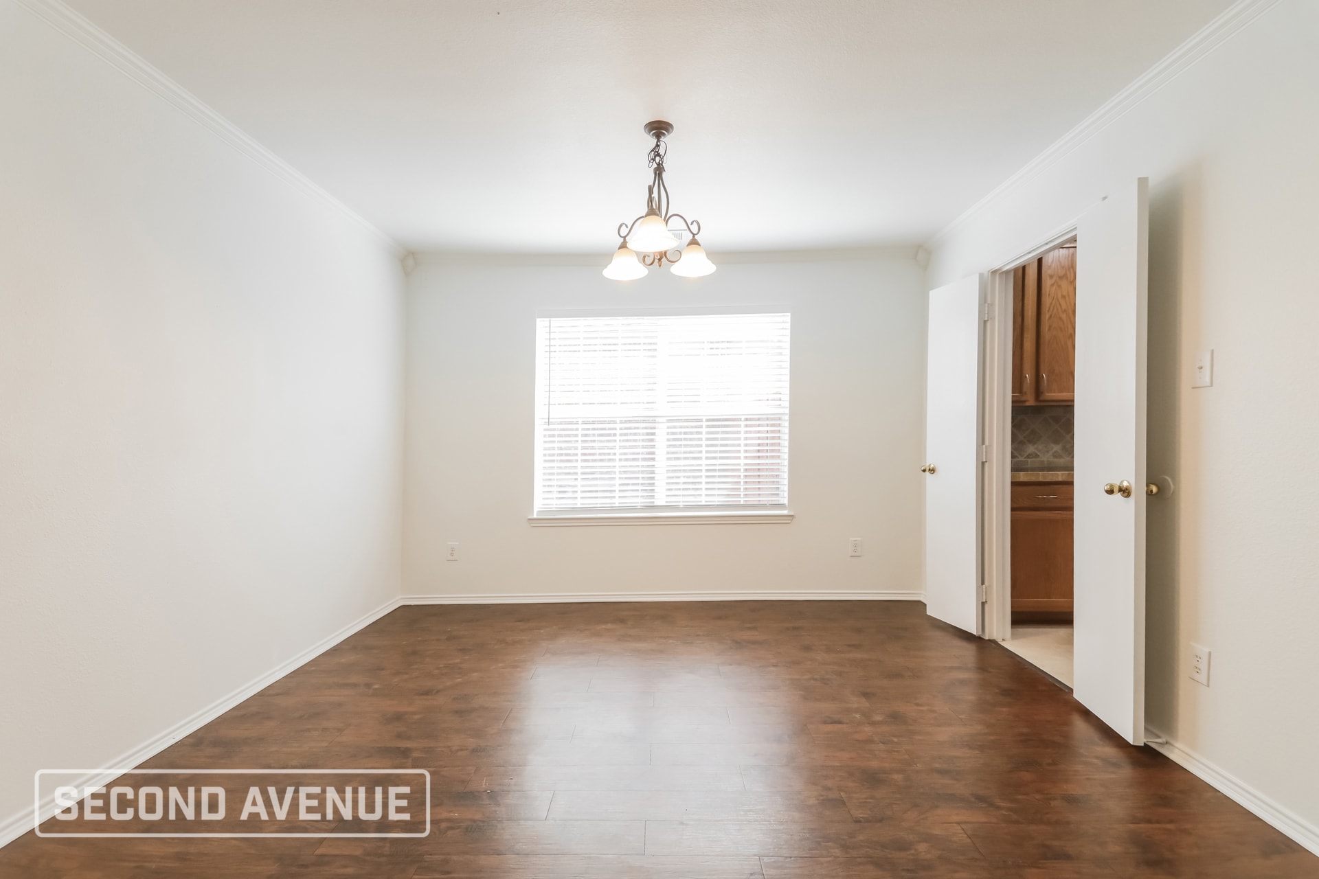 Building Photo - 925 Warbler Ln