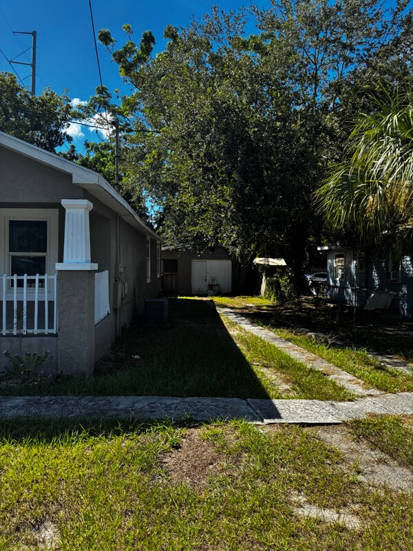 Building Photo - 3417 Lindell Ave