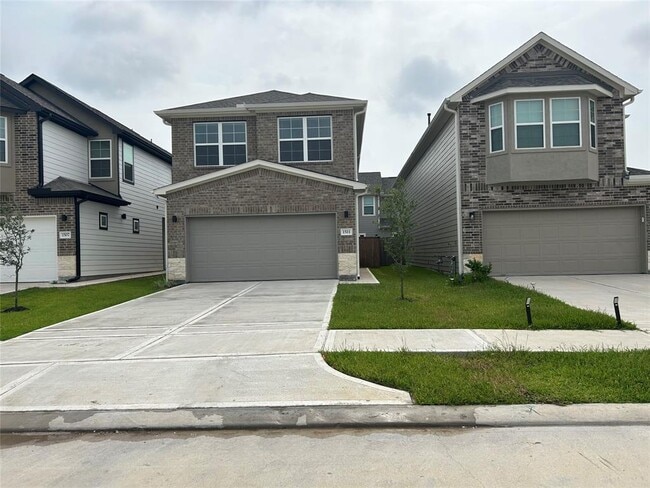 Building Photo - 1511 Revolution Way