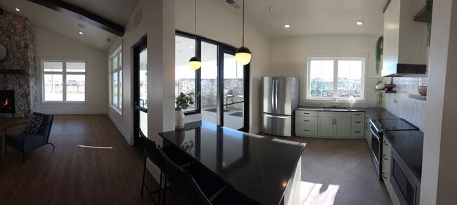 Building Photo - Spacious 4-Bedroom Home in Highly Sought-After Summerfield Community!