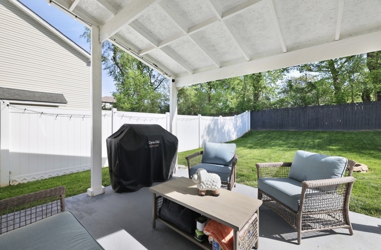 Building Photo - 642 Ken Pilkerton Dr