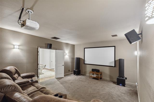 Building Photo - 6405 Royal Ln