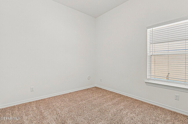 Building Photo - 15337 Promise Ct
