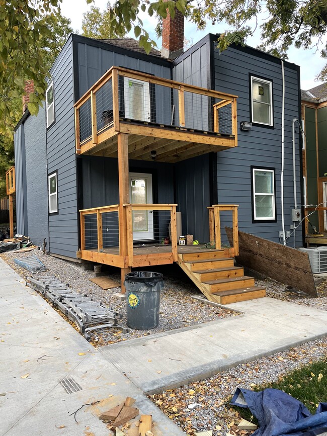 Building Photo - 41st Terrace Houses