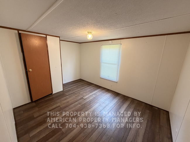 Building Photo - 128 Ashcraft Dr