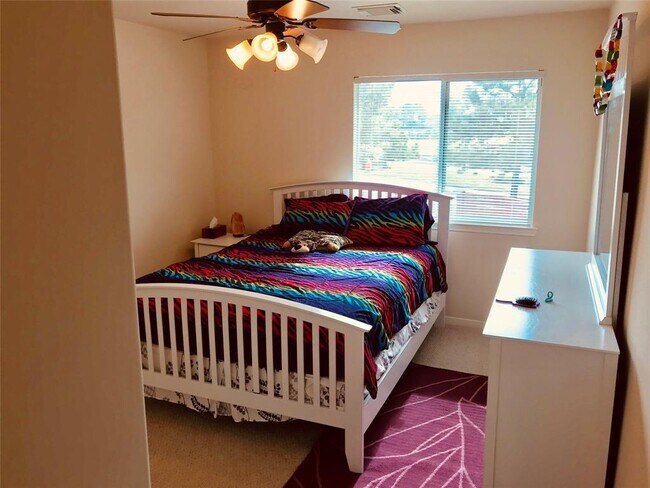 Building Photo - 2418 Slate Ridge Ln