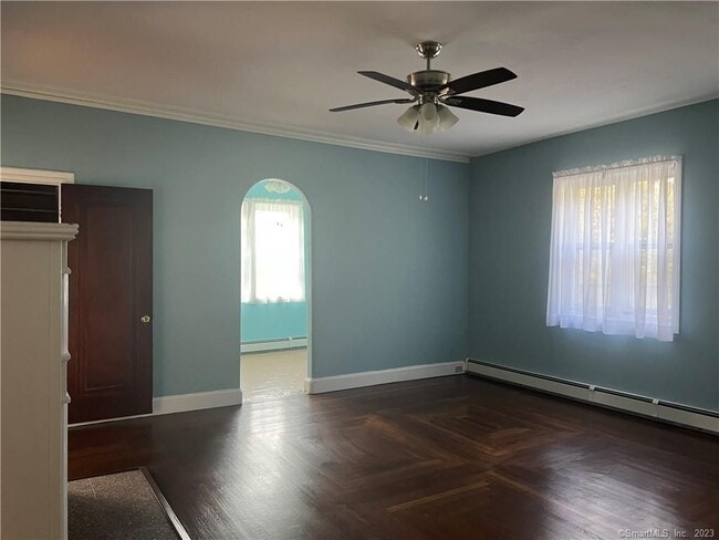 Building Photo - 214 Goffe Terrace