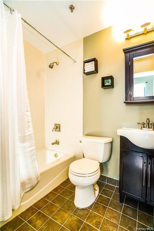 Building Photo - 85 McKinley Ave