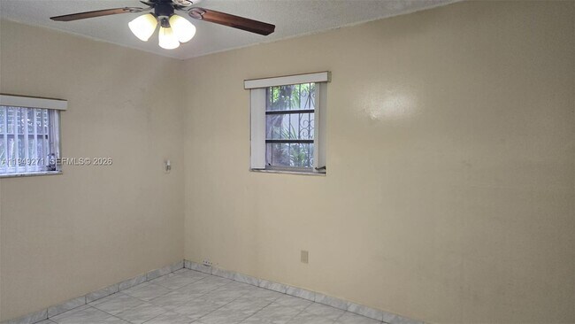 Building Photo - 2340 SW 11th St