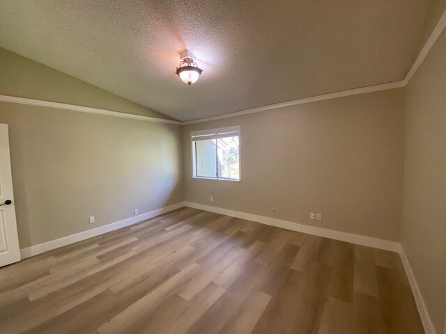 Building Photo - 13017 Lincoln Way