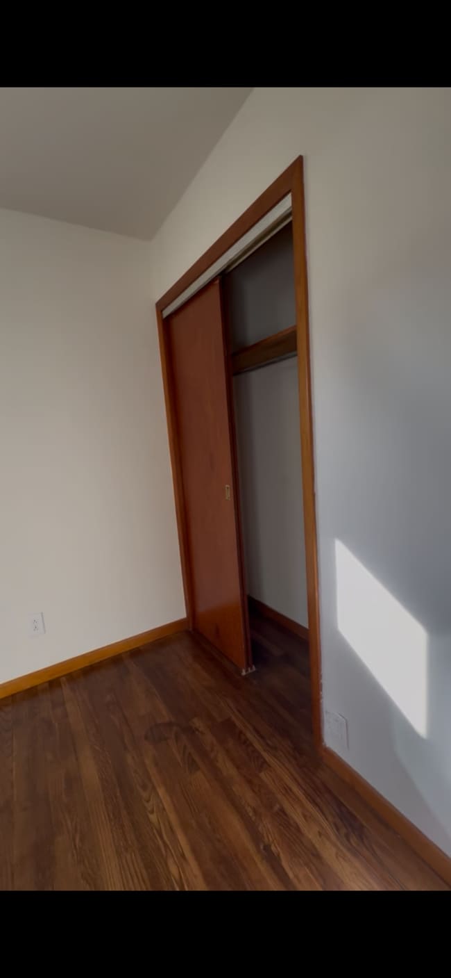 Building Photo - 307 Penn Ave