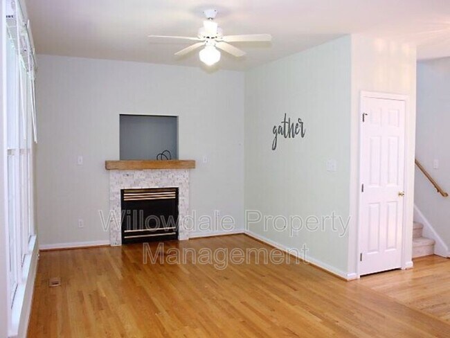 Building Photo - 1420 Opal Ct