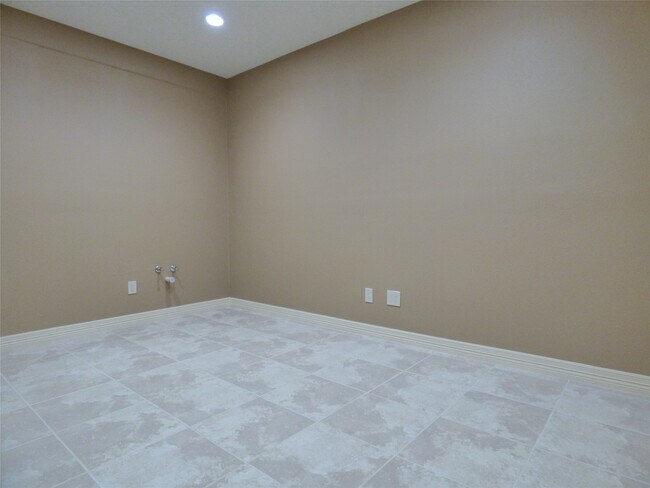 Building Photo - 4832 FM 2218 Rd