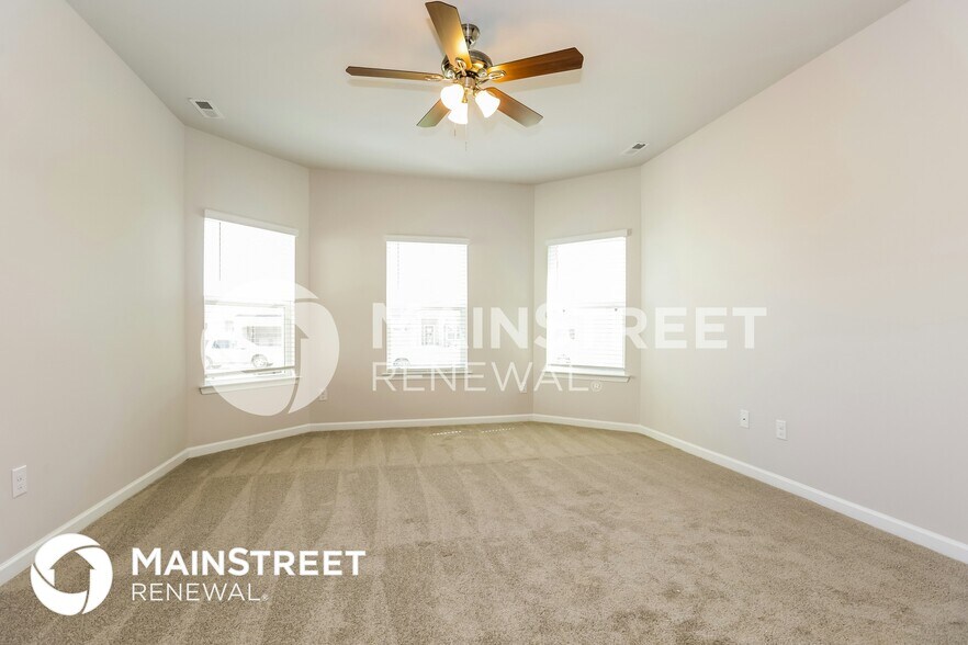 Building Photo - 2408 Curbow Dr