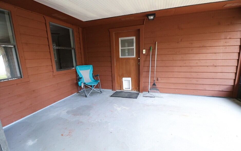Building Photo - 137 Porter Dr