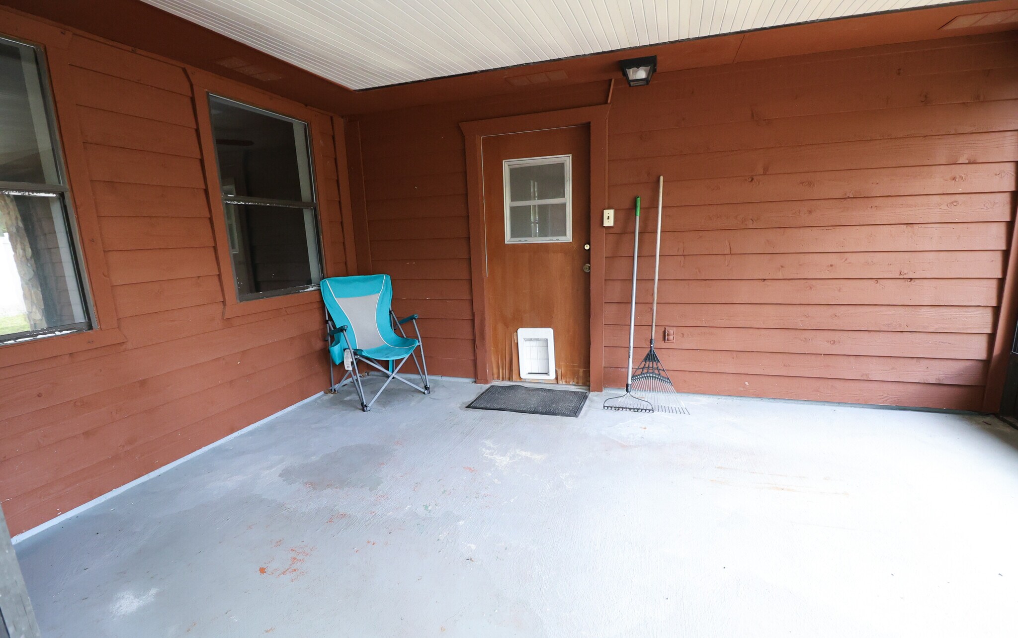 Building Photo - 137 Porter Dr