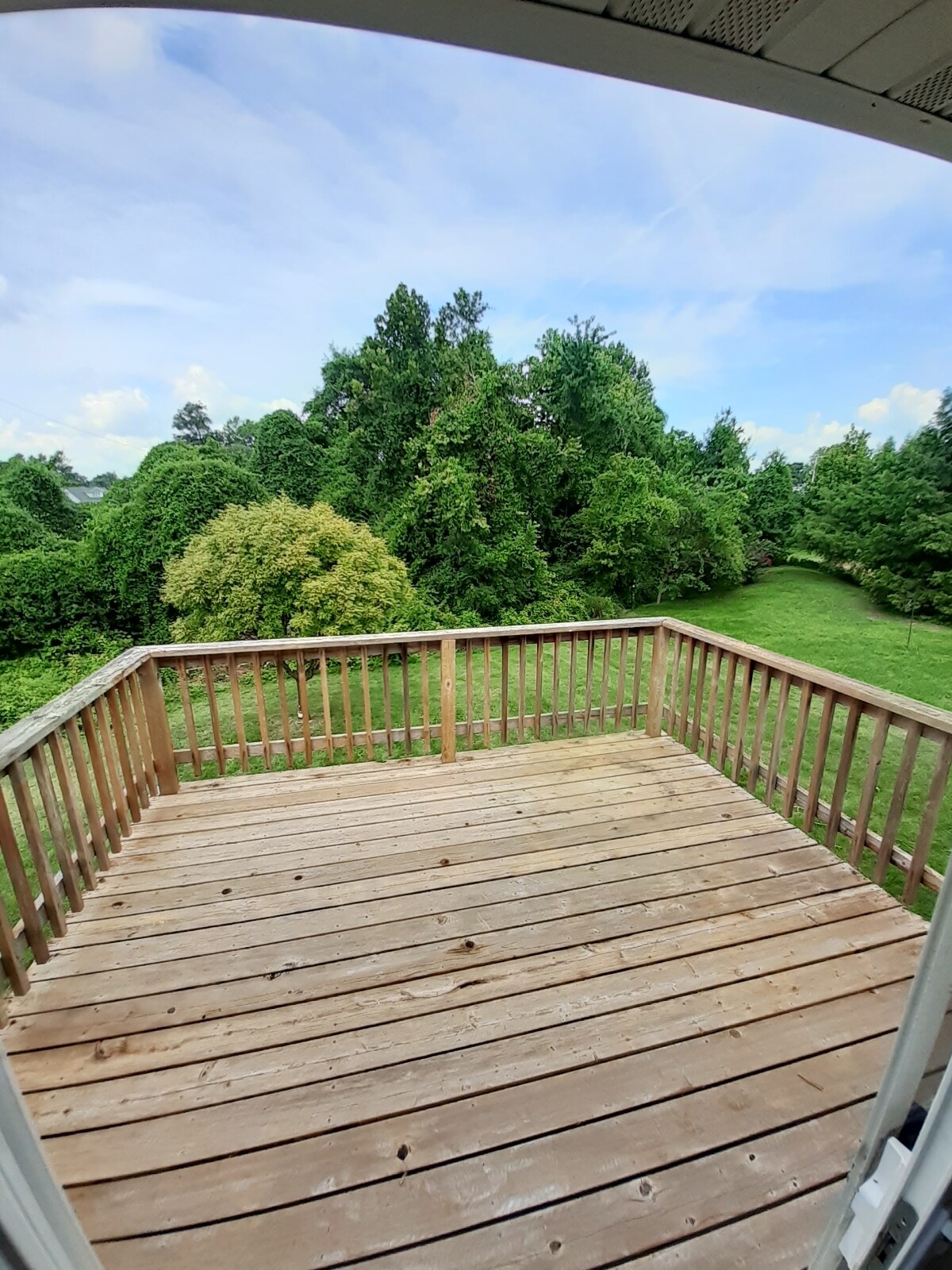 Building Photo - 632 High School St