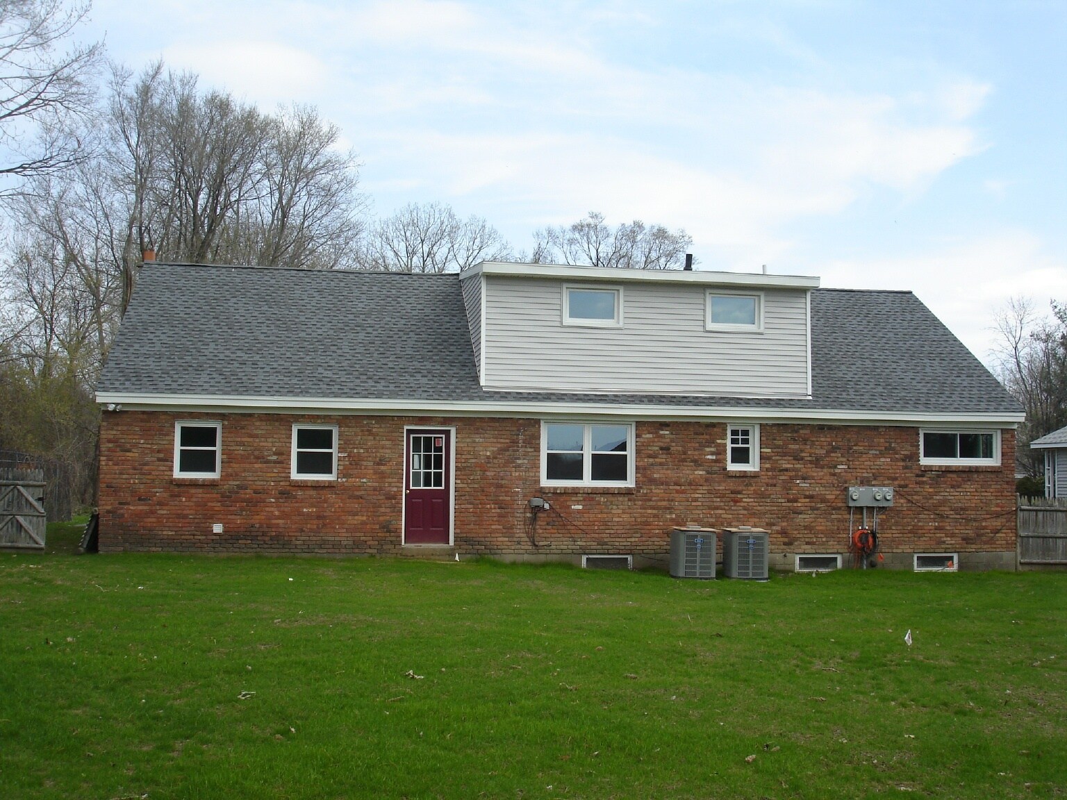 Building Photo - 26 Patricia Ln