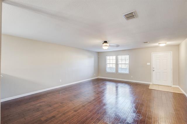 Building Photo - 6008 English Saddle Ln