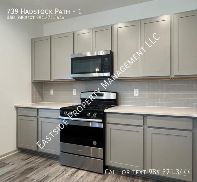 Building Photo - 739 Hadstock Path