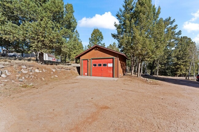 Building Photo - 108 Southgate Rd