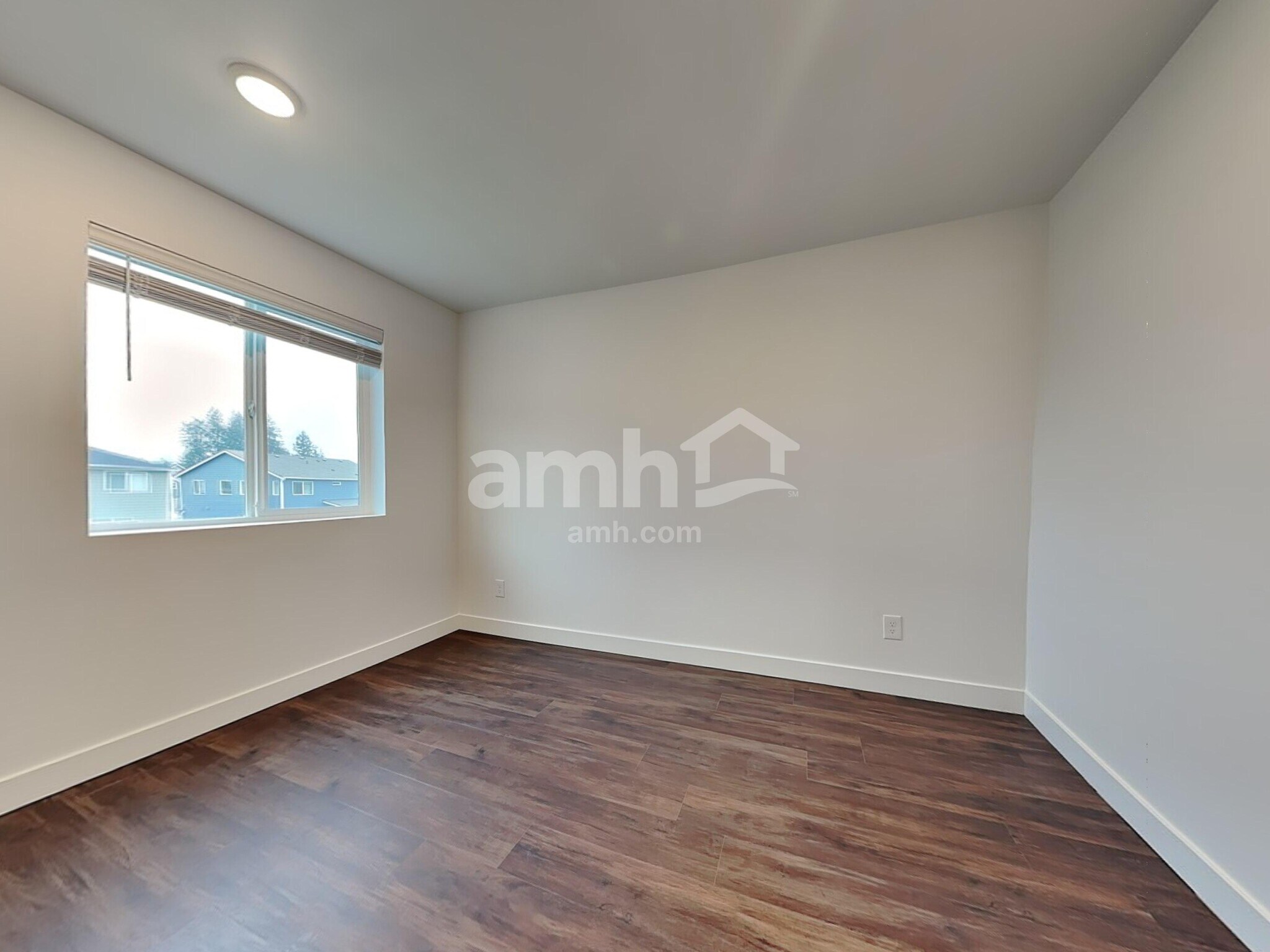 Building Photo - 7742 Brenden St SW