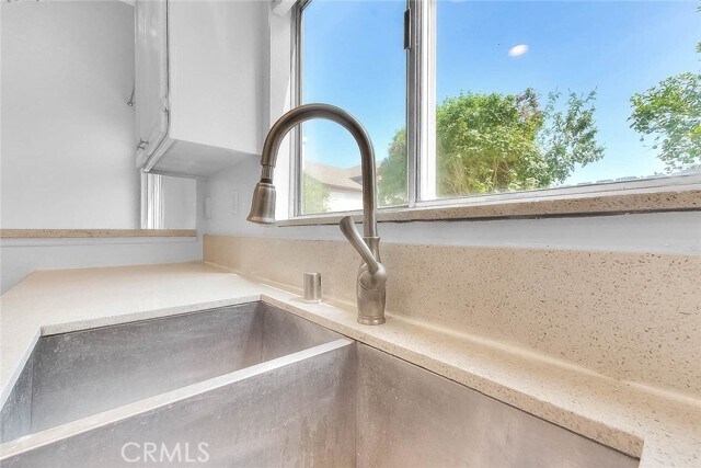 Building Photo - 3640 Honeyglen Way