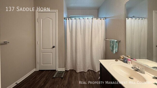 Building Photo - 137 Saddle Horn