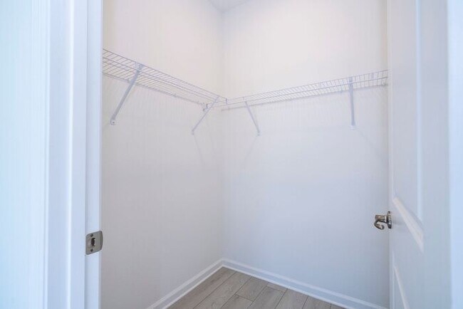 Building Photo - Modern 3-Bedroom 3.5-Bath Townhome with EV Charger, Smart Home Features, 2-Car Garage & Resort-St...