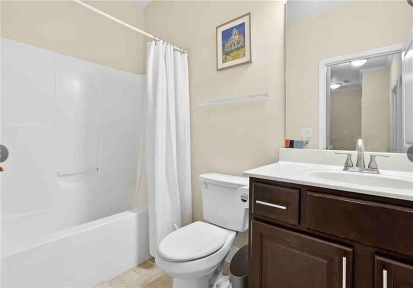 Building Photo - 2407 Tenor Ln