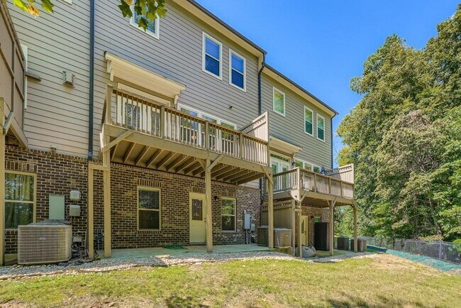 Building Photo - 2342 Willington Shoals Pl