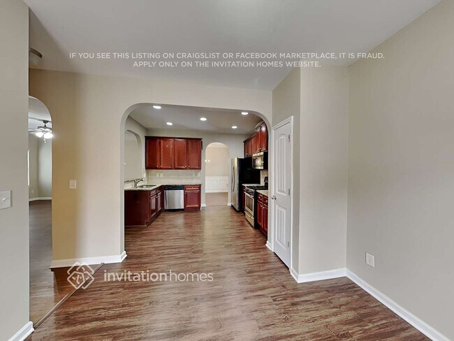 Building Photo - 777 Sunset Down Ct SW