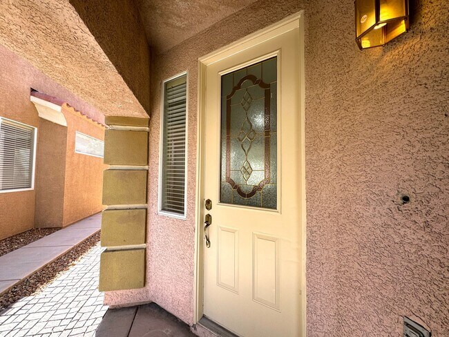 Building Photo - 6839 Scarlet Flax St