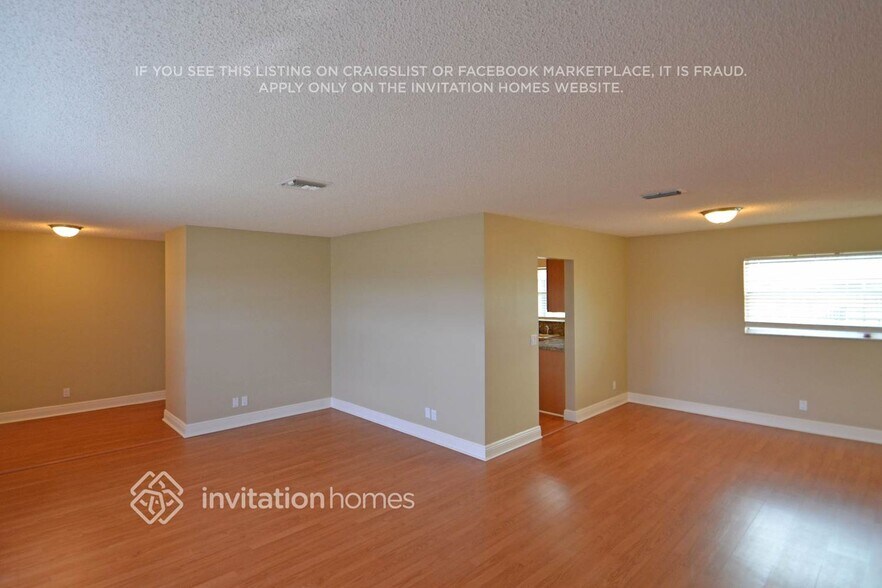 Building Photo - 132 La Mancha Ave