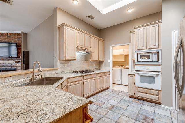 Building Photo - 4232 Briarbend Rd