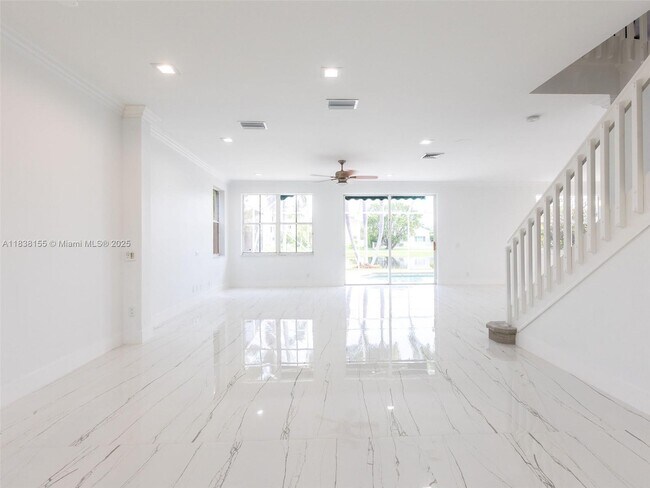 Building Photo - 797 Vista Meadows Dr