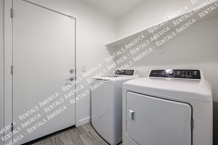 Building Photo - 24424 N 164th Dr